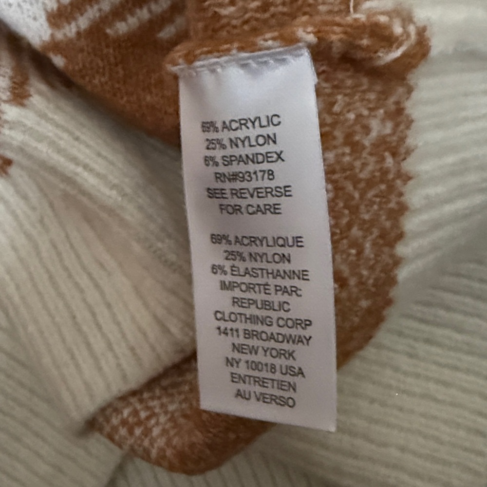 Workshop V-Neck Checkered Sweater - Carmel Brown & Cream Ret $68 Sz M Soft - Picture 5 of 6